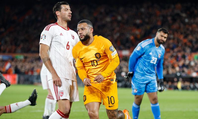 van der vaart en van hooijdonk bespreken eerste helft nederland tegen gibraltar