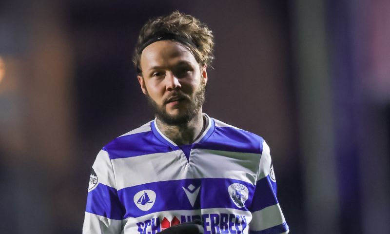 Spakenburg-uitblinker geniet Eredivisie-interesse: 'Wordt even kijken deze zomer'