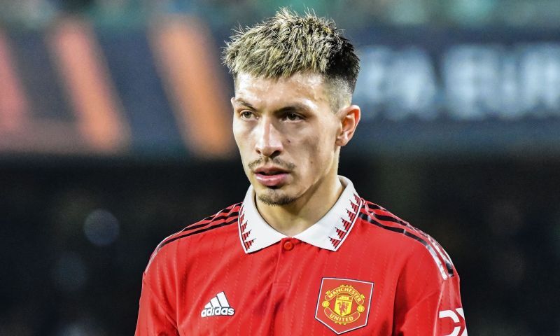 united icoon gary pallister is lovend over lisandro martinez