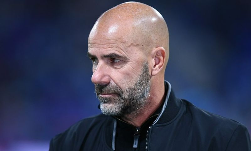 Bosz erkent: 'Dan zou je wel gaan praten, maar Ajax heeft nog niet gebeld'