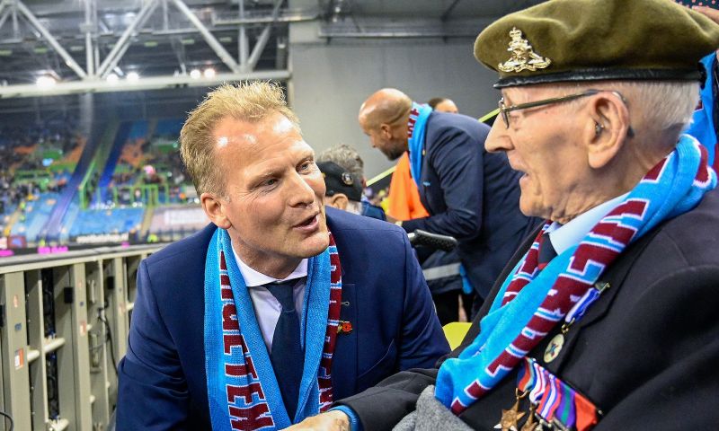 Algemeen directeur Vitesse vertrekt
