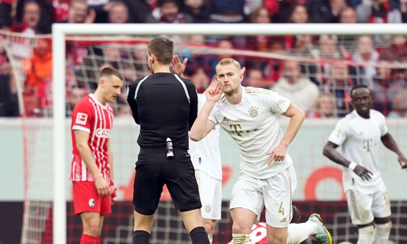 De Ligt reageert op prachtgoal