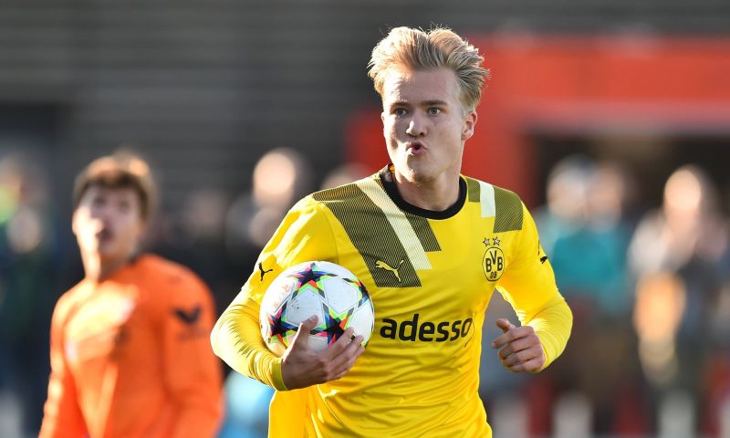 Ajax denkt aan terugkeer Julian Rijkhoff