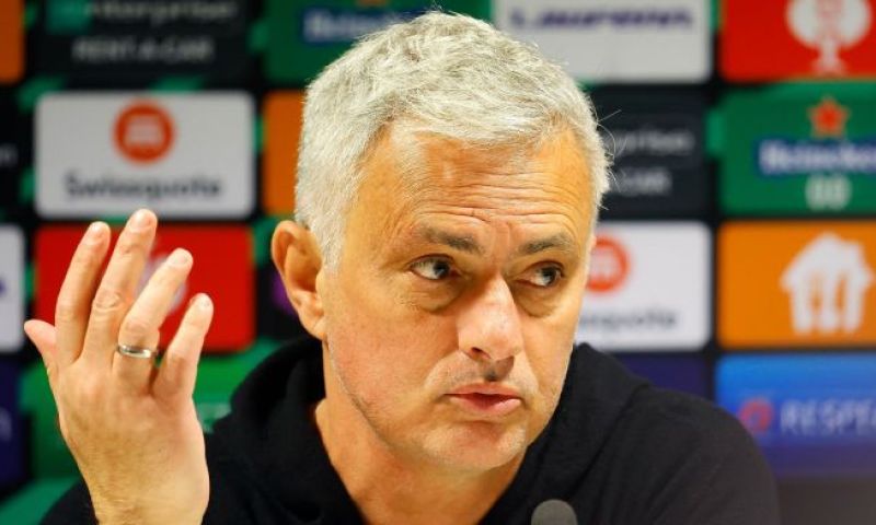 Emile Schelvis over José Mourinho bij AS Roma tegen Feyenoord in Europa League