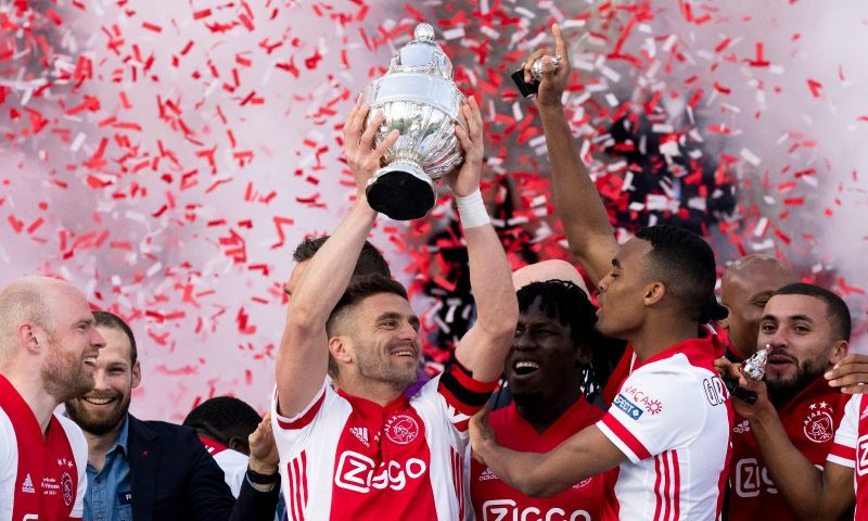 Hoe plaatste Ajax zich voor de finale van de KNVB Beker in De Kuip?