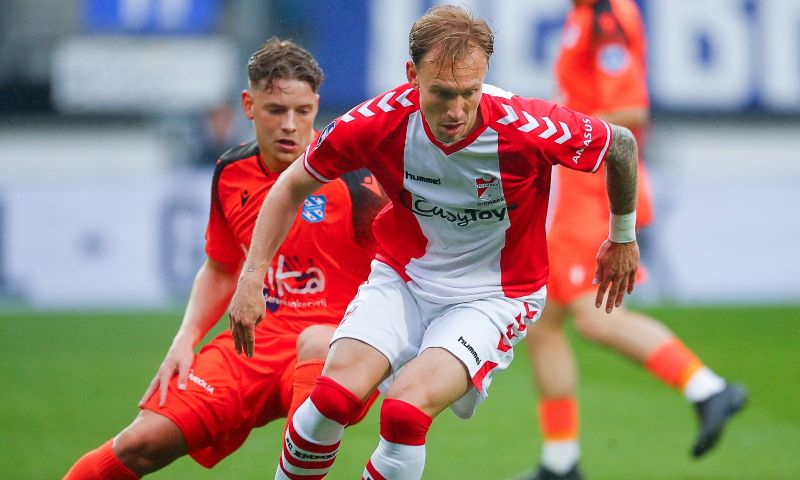 Mark Diemers ziet dat zijn werkgever Feyenoord het enorm goed doet dit seizoen