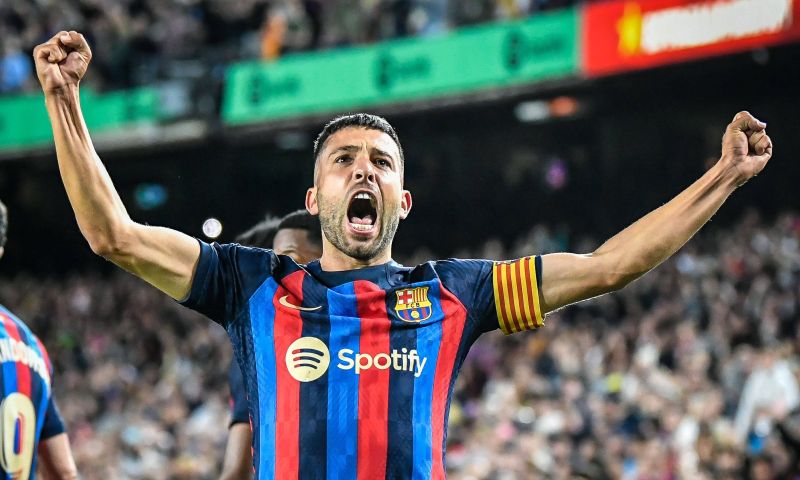 'Ook Alba kan vertrekken bij Barcelona'