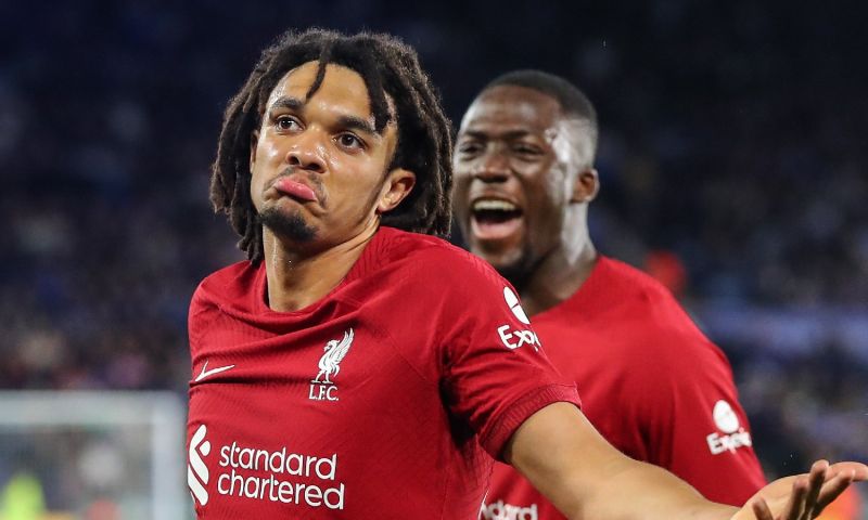 Liverpool verhoogt druk op Newcastle en Manchester na eenvoudige zege op Leicester