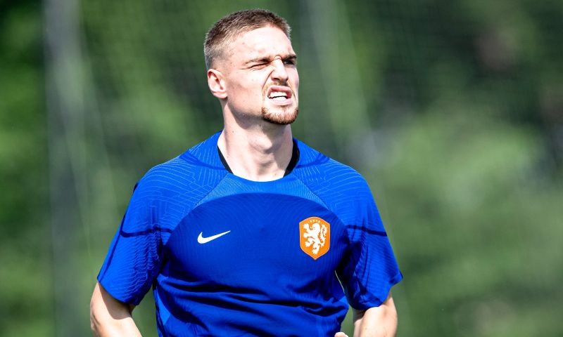 Waarom zit Kenneth Taylor niet bij de voorselectie van het Nederlands elftal?