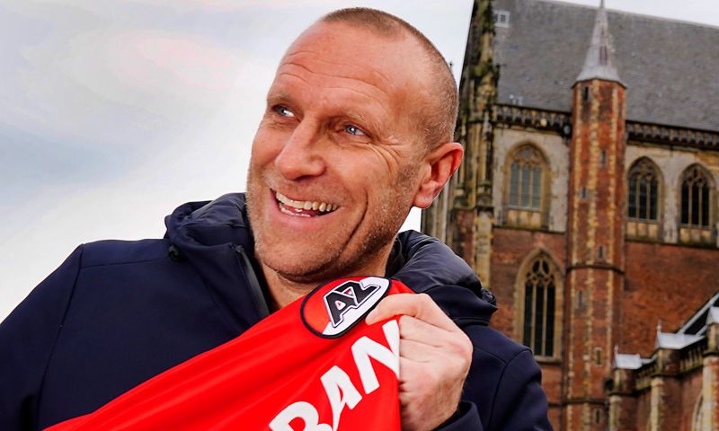 Ex-AZ'er Van Galen blikt vooruit: 'Dat is een barrière waar je doorheen moet'