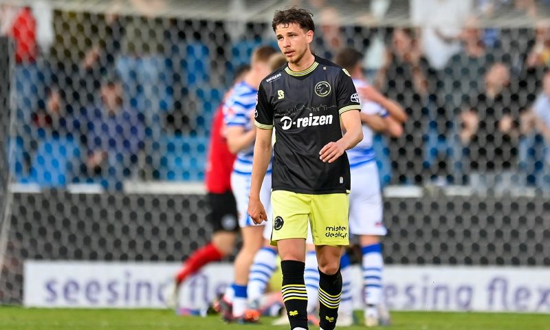 De wedstrijd tussen De Graafschap en FC Den Bosch is stilgelegd