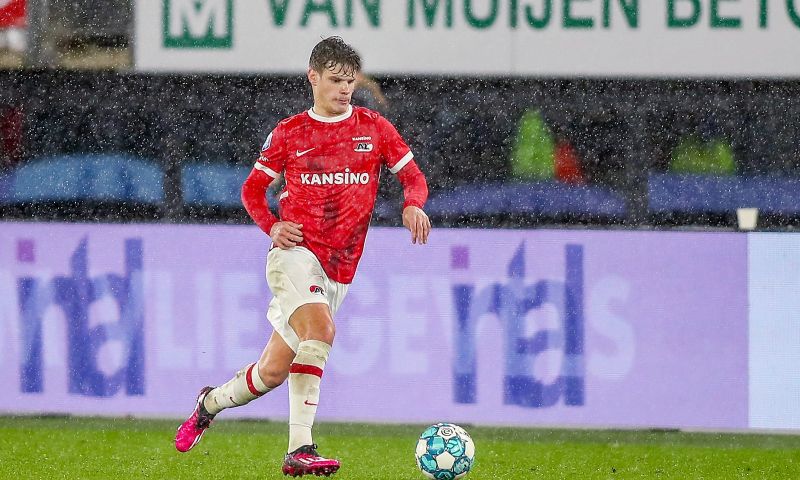 Milos Kerkez is mogelijk bezig aan zijn laatste wedstrijden als speler van AZ