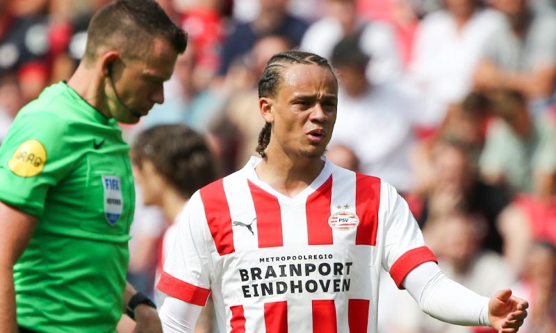 Perez uit kritiek op PSV-uitblinker: 'Vermoeiend om dat jankgezicht te zien'