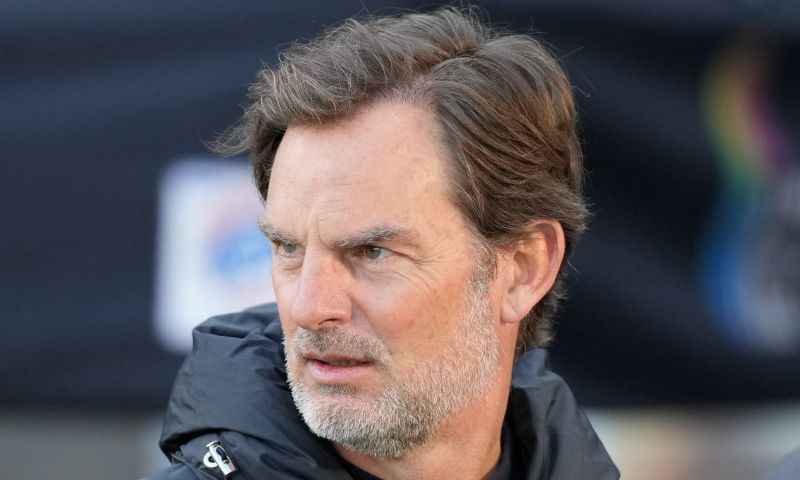 Ruud van Nistelrooij, Ronald de Boer, PSV, Opstappen Van Nistelrooij,