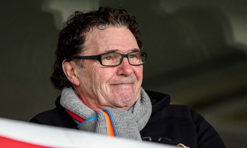 Kritische Van Hanegem: 'Ten Hag werkt toch niet bij Brighton of Sunderland?'