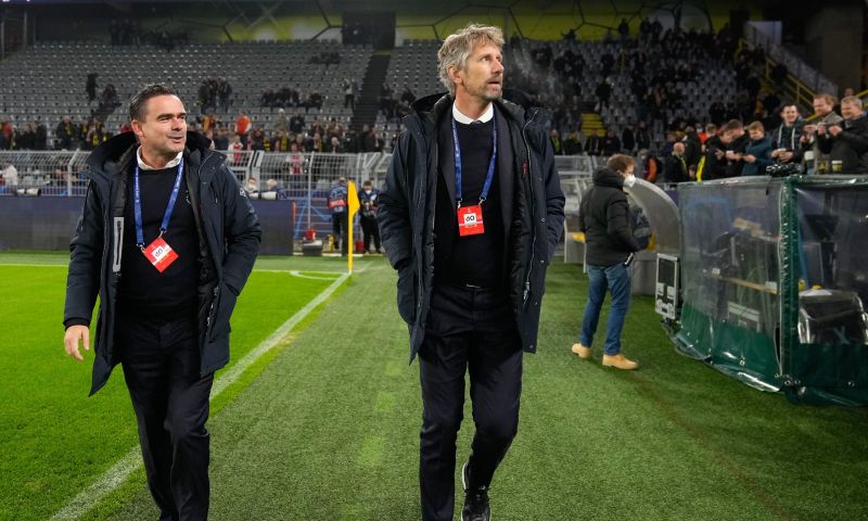 'Het is zorgelijk wat er bij Ajax aan de hand is, de toekomst staat op