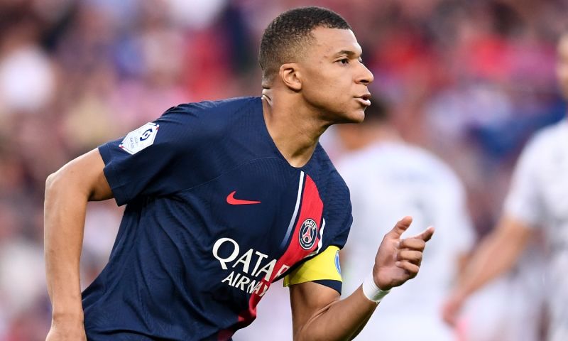 'Nieuwe transfersoap op komst: Mbappé zet PSG onder druk met brief'