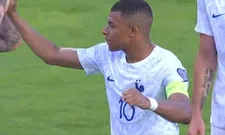 Thumbnail for article: Mbappé pakt cadeautje uit na klungelige handsbal en gestuntel van scheidsrechter