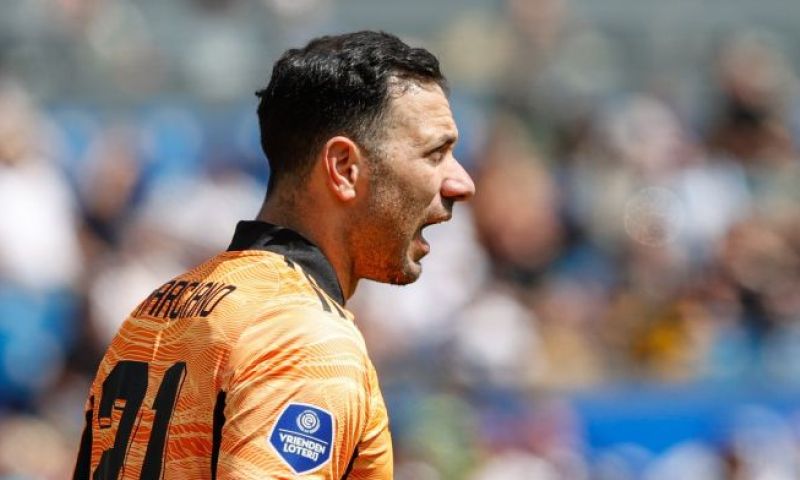 Feyenoord doet Marciano van de hand: keeper vertrekt transfervrij naar thuisland