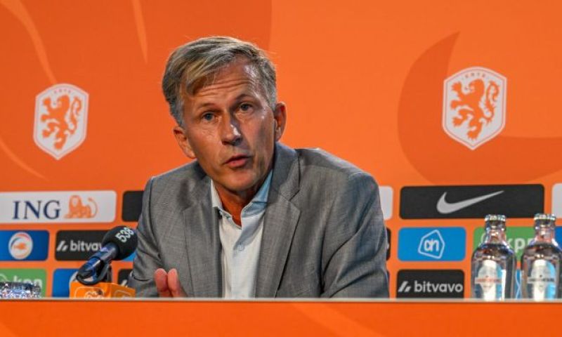 De Oranje Leeuwinnen gaan een besloten oefenduel spelen tegen onder 18-jongens