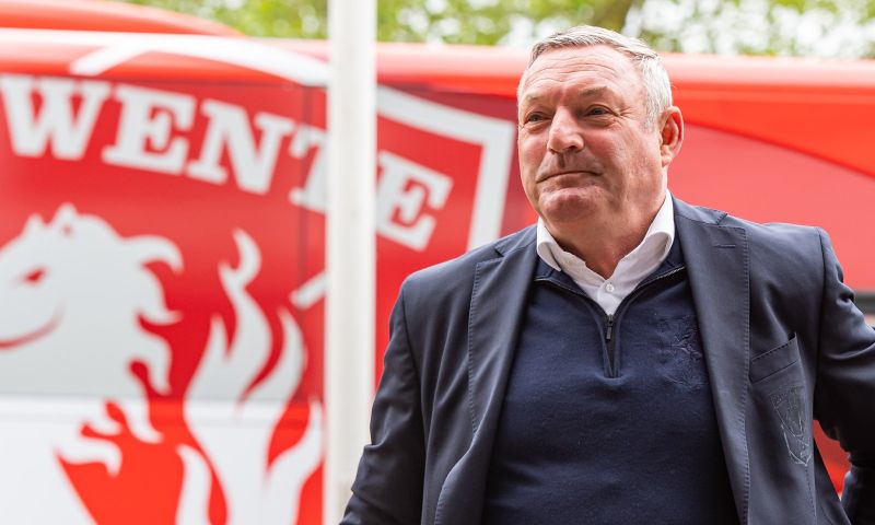 Ron Jans is naar eigen zeggen niet in gesprek met Sparta