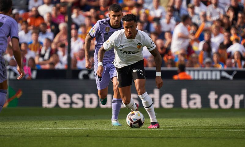 Justin Kluivert gaat tekenen bij AFC Bournemouth