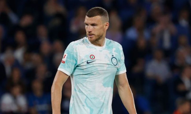 Edin Dzeko vertrekt van Internazionale naar Fenerbahçe