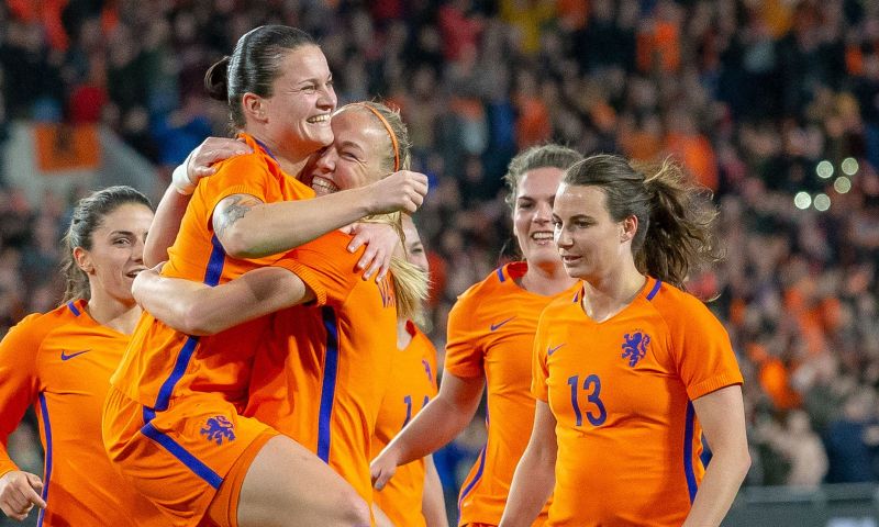 Waar wordt het WK van de Oranje Vrouwen uitgezonden?