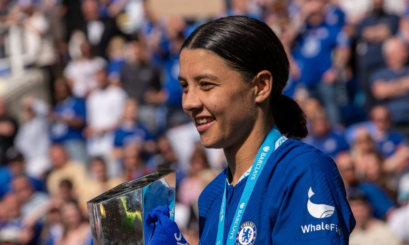 Wie is Sam Kerr, de aanvoerster van Australië?