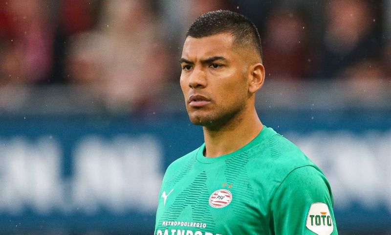 Benitez verwijst transfergeruchten naar de prullenbak