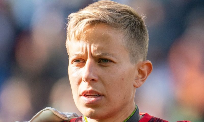 Quinn is de eerste non-binaire transgender ooit die meedoet aan een WK
