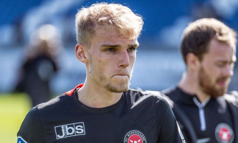 Feyenoord gaat een bod indienen bij Midtjylland voor Gustav Isaksen