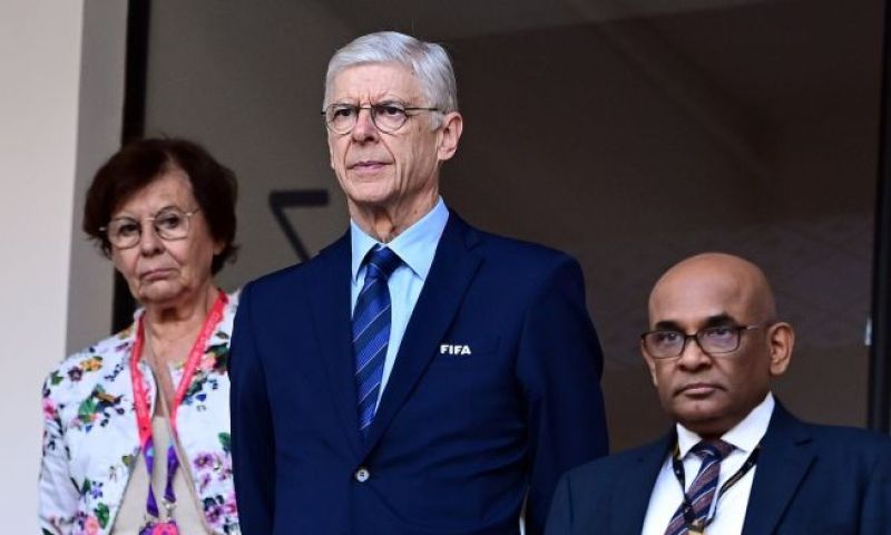 Arsenal plaatst standbeeld van Arsène Wenger bij Emirates Stadium