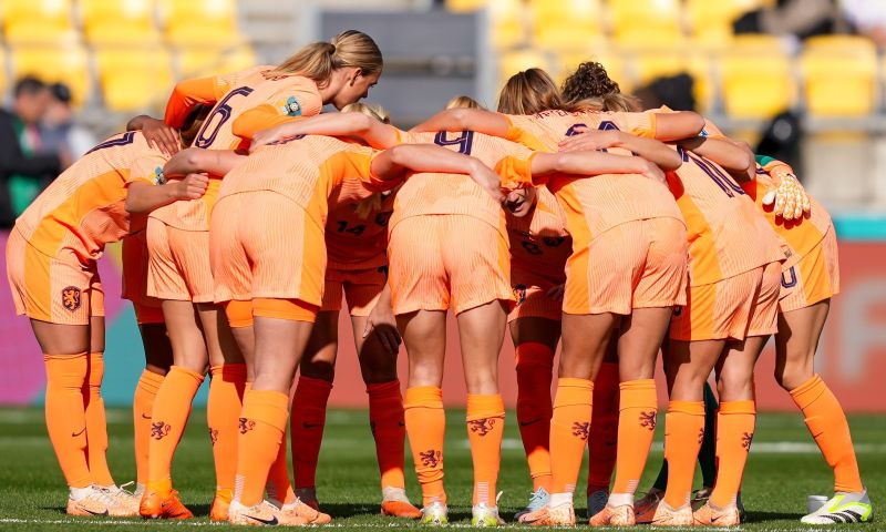 Oranje Leeuwinnen dankzij 0-7 tegen Vietnam als poulewinnaar naar laatste 16 WK