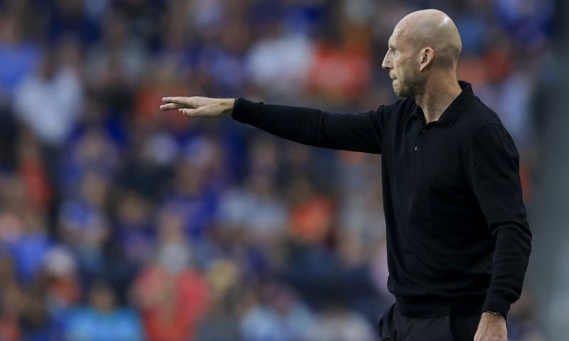 Stam: 'Feyenoord natuurlijk favoriet tegen PSV, ze zijn kampioen geworden'