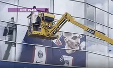Thumbnail for article: PSG ontdoet zich van Mbappé-dna: geen shirts meer en levensgrote poster aangepast
