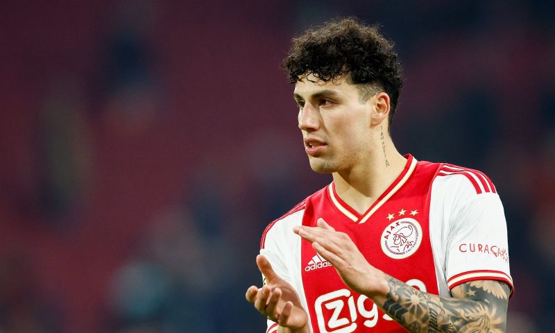 'Ajax op hoofdlijnen rond over transfer Sánchez, management speler weet van niets'