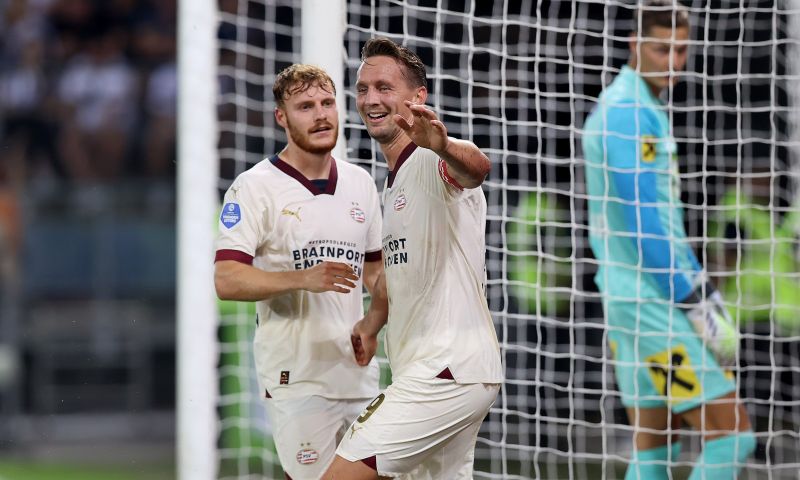 PSV wint van Sturm Graz en gaat verder naar de Champions League play-offs