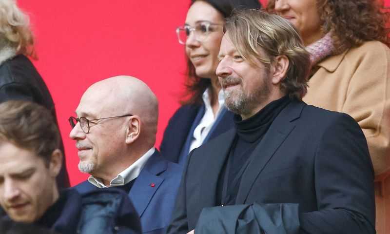 Volgens Sven Mislintat is Devyne Rensch ondanks Anton Gaaei nog altijd de nummer 1