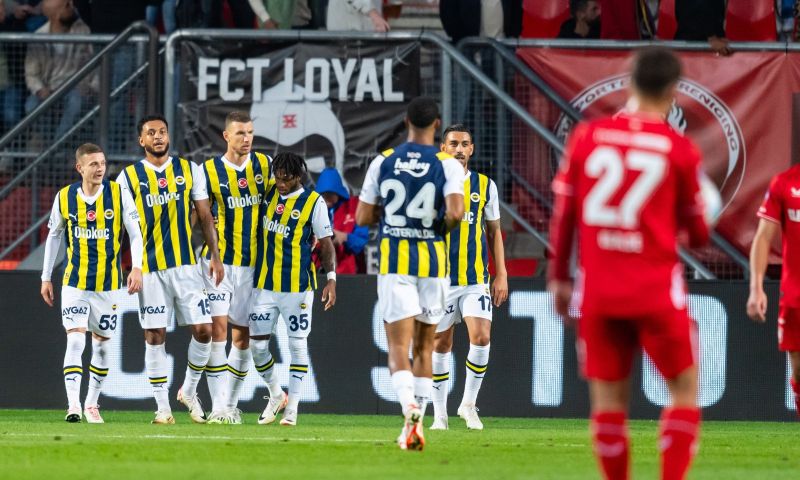 FC Twente heeft van Fenerbahçe verloren in de play-offs om de Conference League