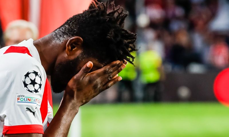 'Toch weer spanning bij PSV: Sangaré twijfelt over vertrek uit Eindhoven'