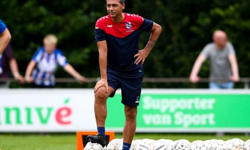 Jeffrey Talan wordt de assitent van bondscoach Michael Reiziger bij Jong Oranje