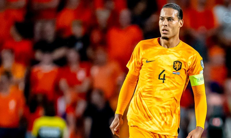 Van Dijk reageert op straf: 'Frustraties kregen overhand in heetst van de strijd' 