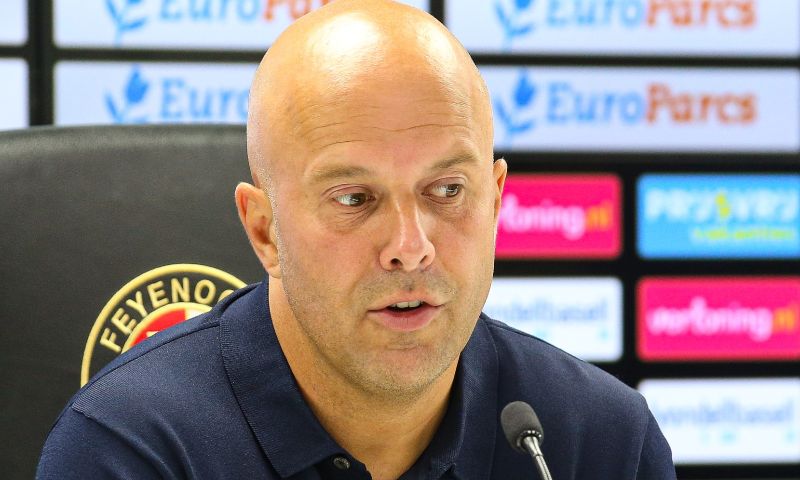Slot trekt vergelijking met De Zerbi: 'In dat opzicht lijken we veel op Brighton' 