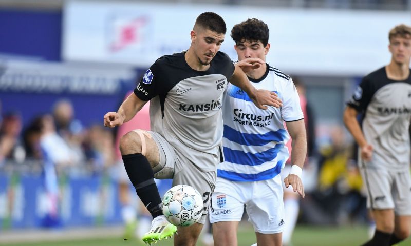 AZ dendert door en wint ook met speels gemak van PEC Zwolle