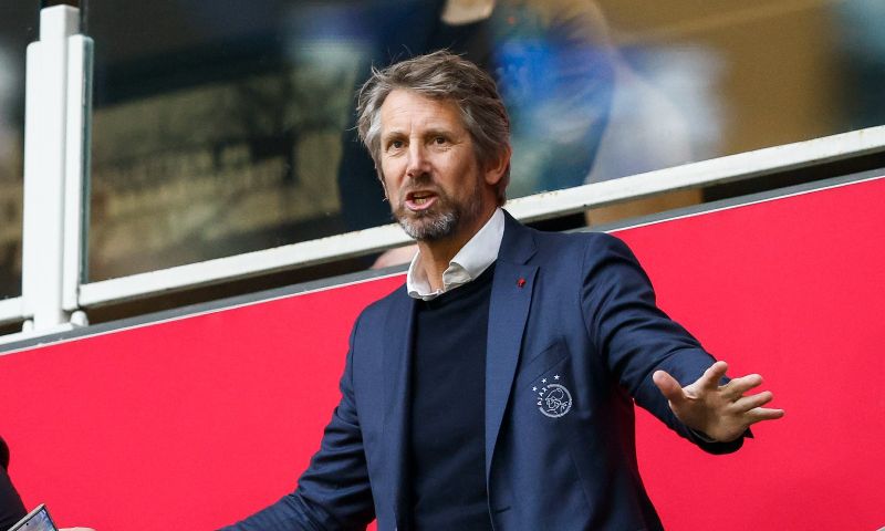 Van der Sar hoopt terug te keren naar Old Trafford: 'Hopefully see you soon'