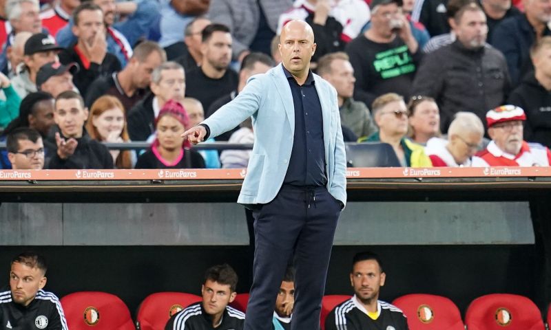 Slot start met dezelfde elf namen als tegen Ajax