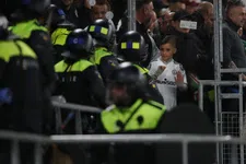 Thumbnail for article: 'Chaos in Alkmaar: ME aangevallen en spelers Legia gearresteerd na duel met AZ'