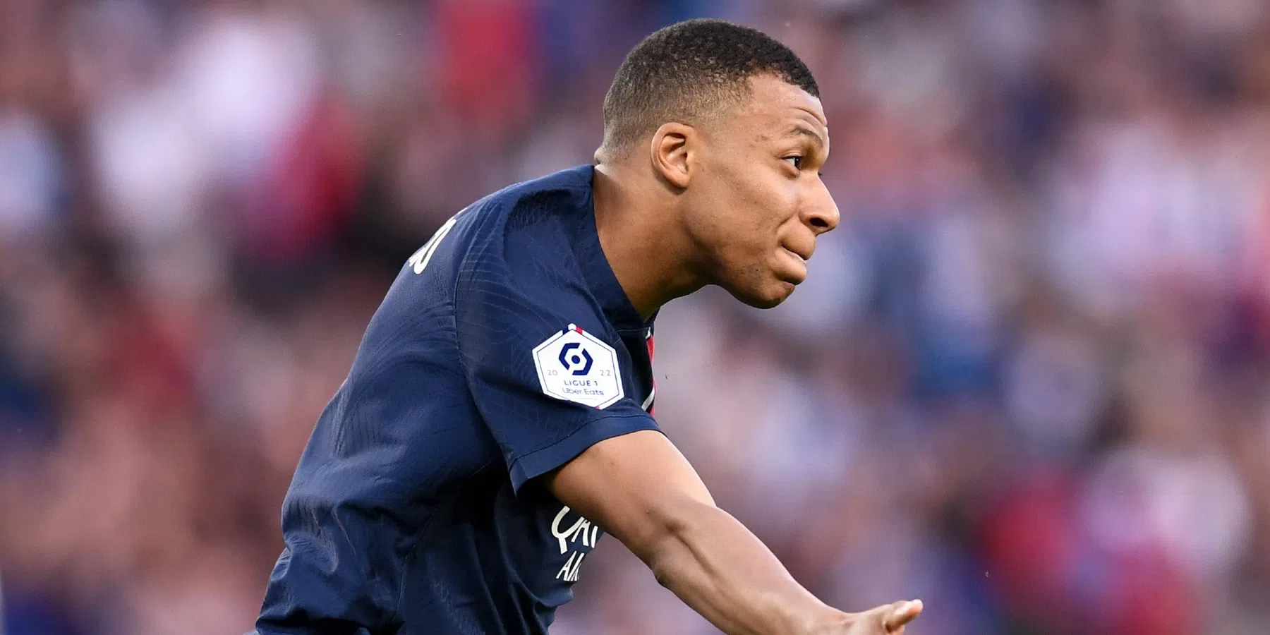 Mbappé heeft het trainingscentrum van Frankrijk verlaten wegens een sterfgeval