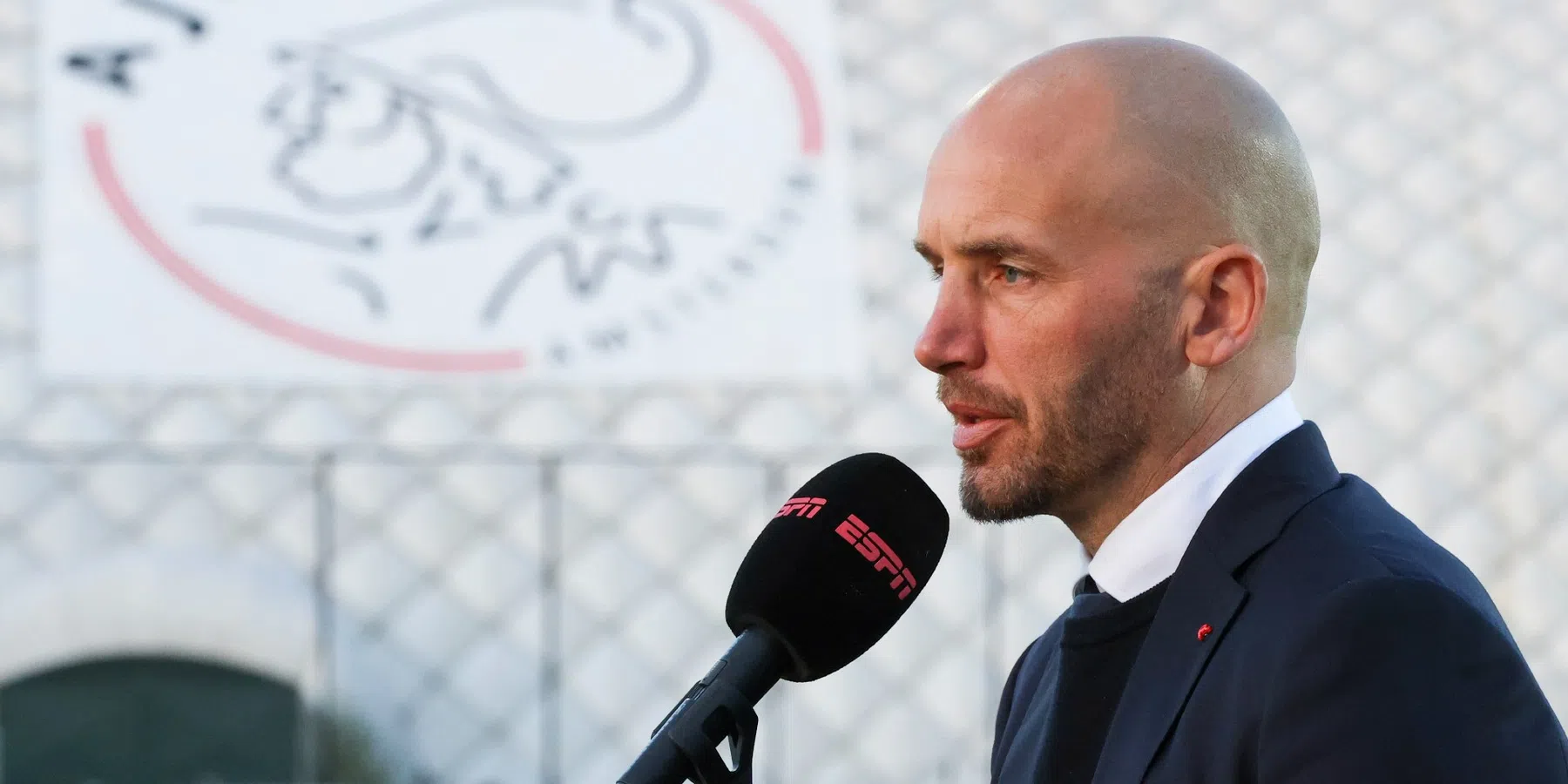 'Van Gaal sprak al met mogelijke opvolger Steijn, trainer geïnteresseerd in stap'